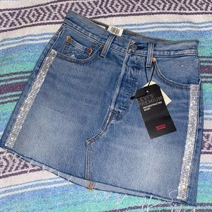 Levis skirt with rhinestone detail